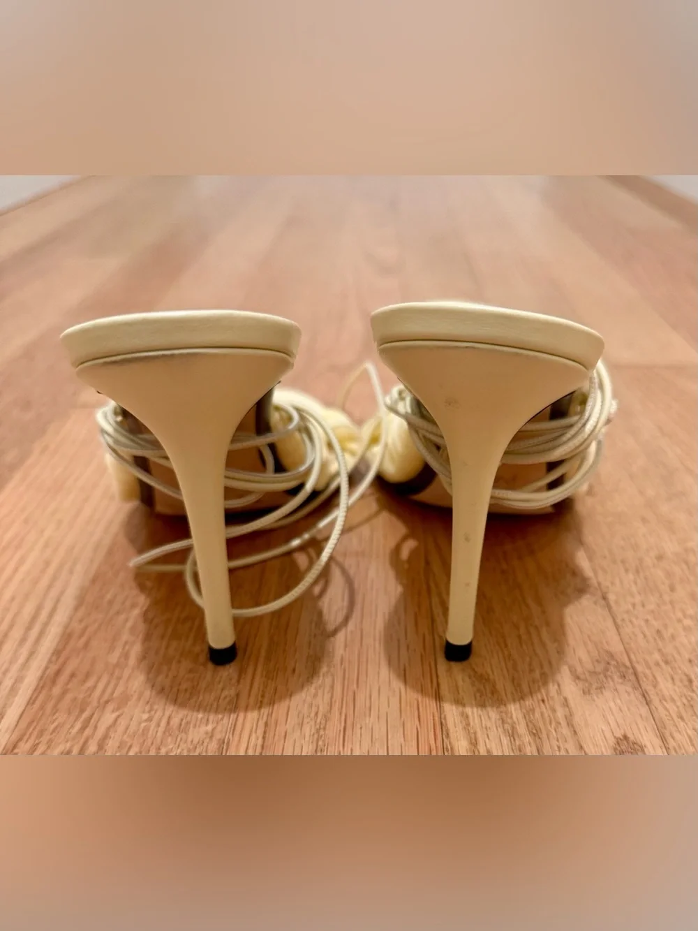 Alevi Milano Yellow Knot tie up heel EU SZ 7.5